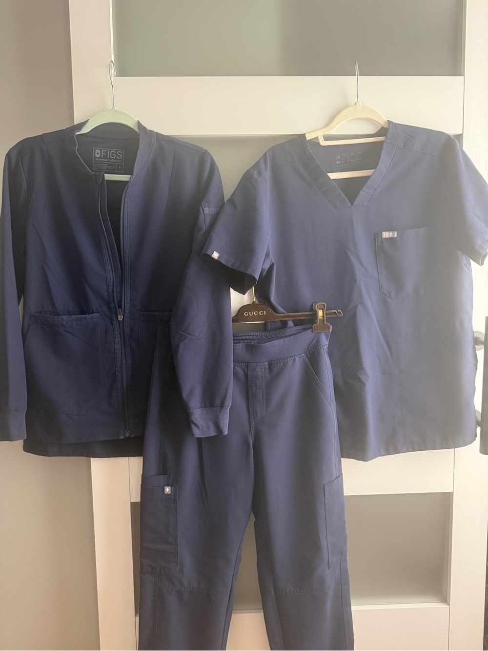 Women’s Figs Technical Collection Scrubs Set, pants shirt jacket size S